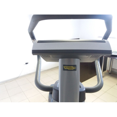 Орбітрек  Technogym Wave 700 (Б/У) - фото №7